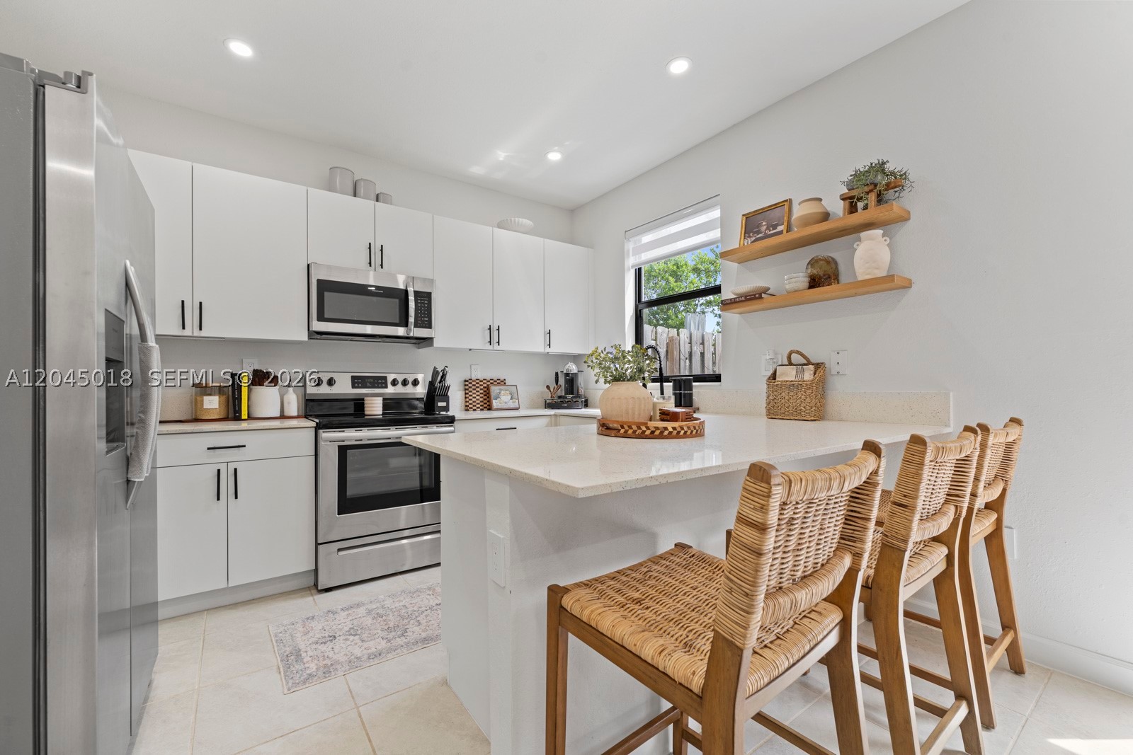 ENCLAVE SOUTH PHASE 2 - Residential