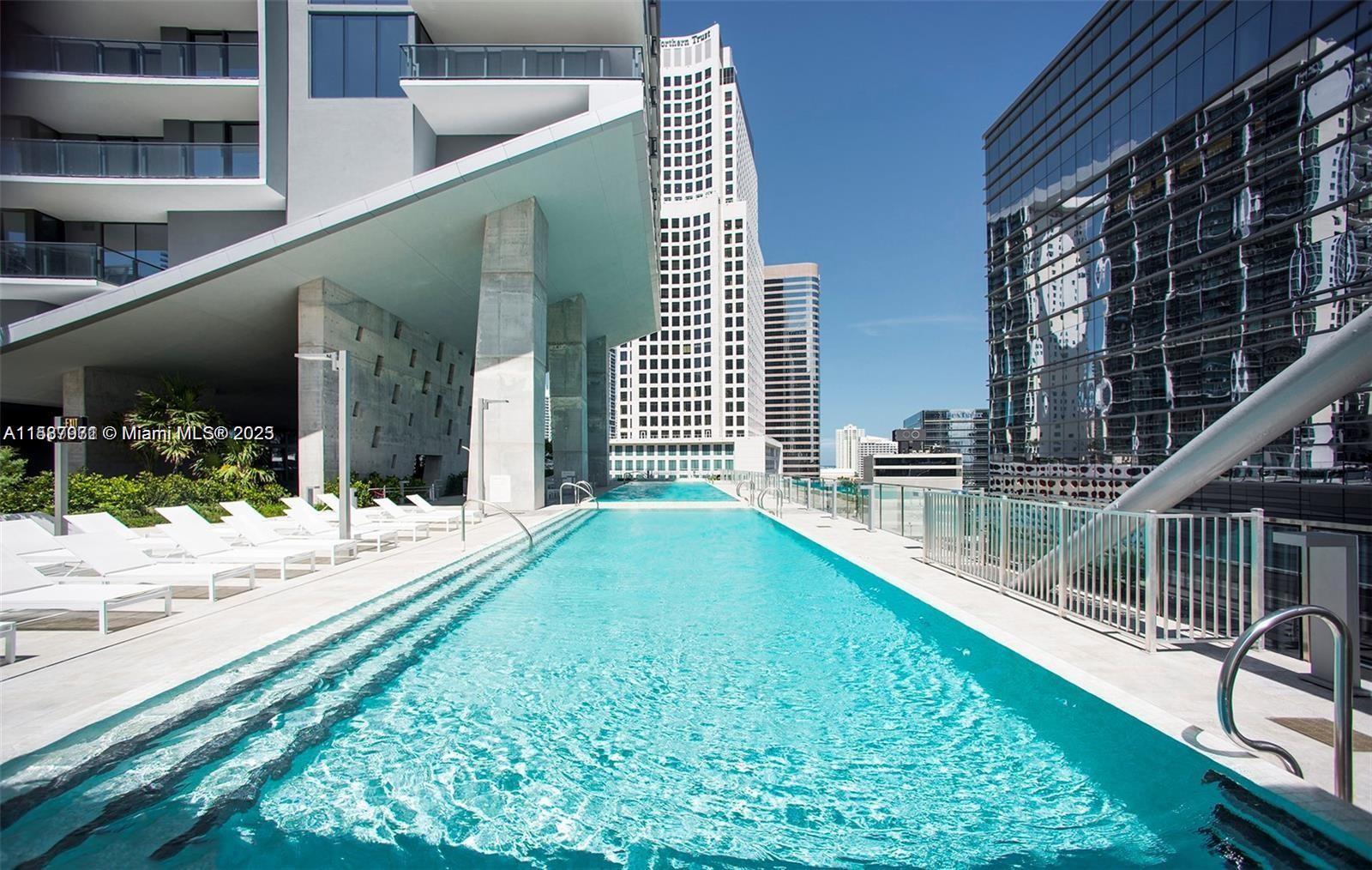 REACH CONDO - Residential