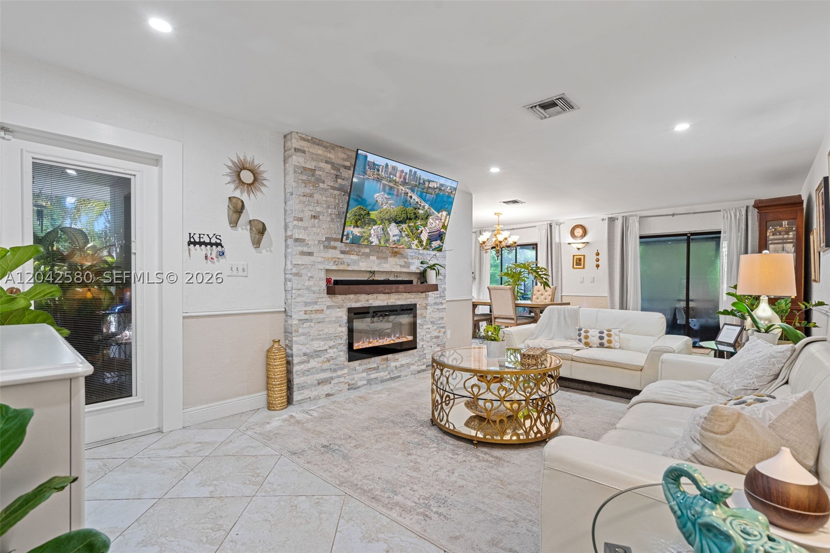 COUNTRY CLUB OF MIAMI FAI - Residential Lease