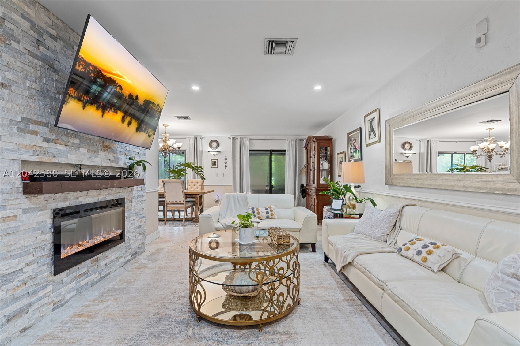 COUNTRY CLUB OF MIAMI FAI - Residential Lease