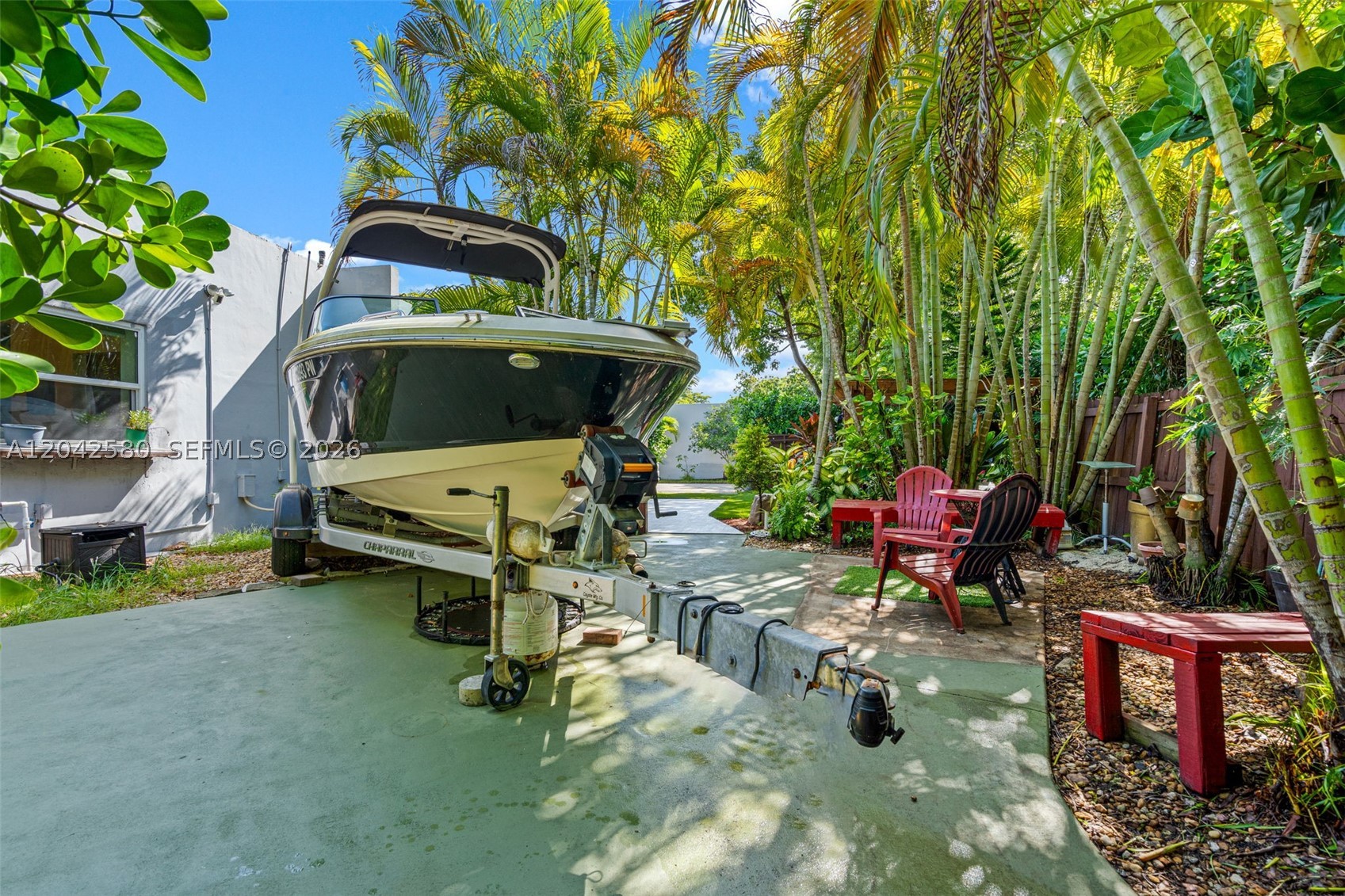 COUNTRY CLUB OF MIAMI FAI - Residential Lease