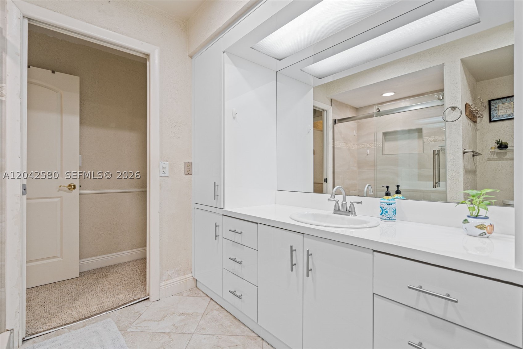 COUNTRY CLUB OF MIAMI FAI - Residential Lease
