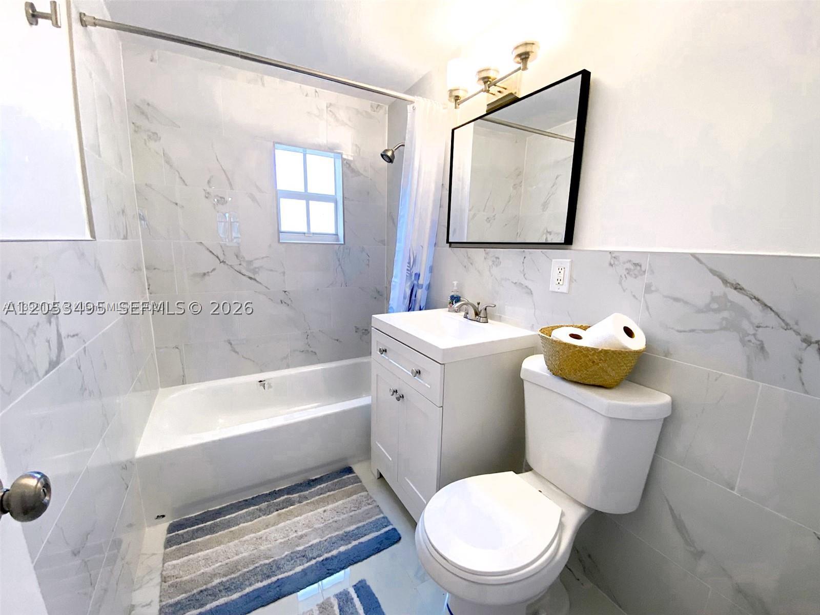 DELRAY TOWN OF - Residential Lease