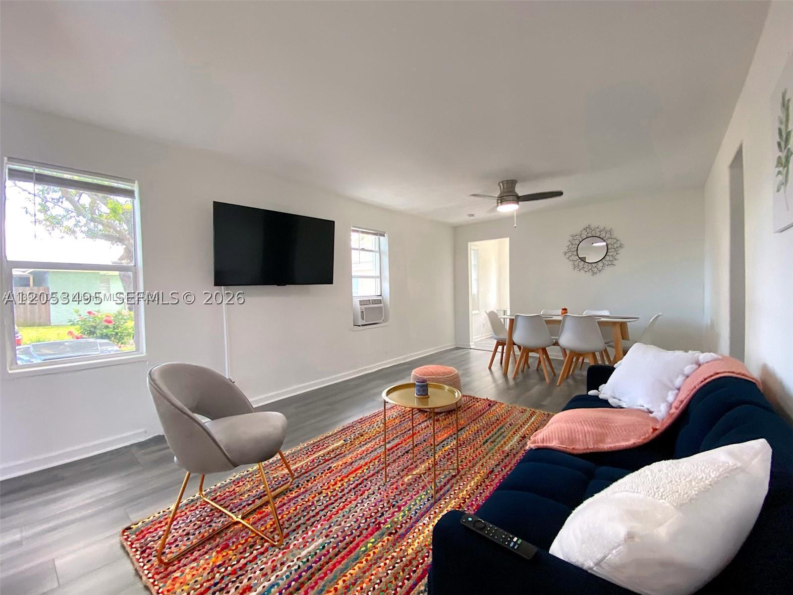 DELRAY TOWN OF - Residential Lease