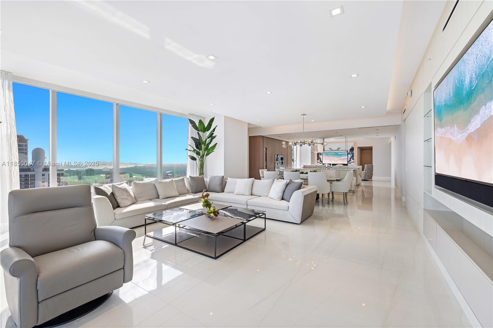 NORTH BISCAYNE BEACH AMEN - Residential