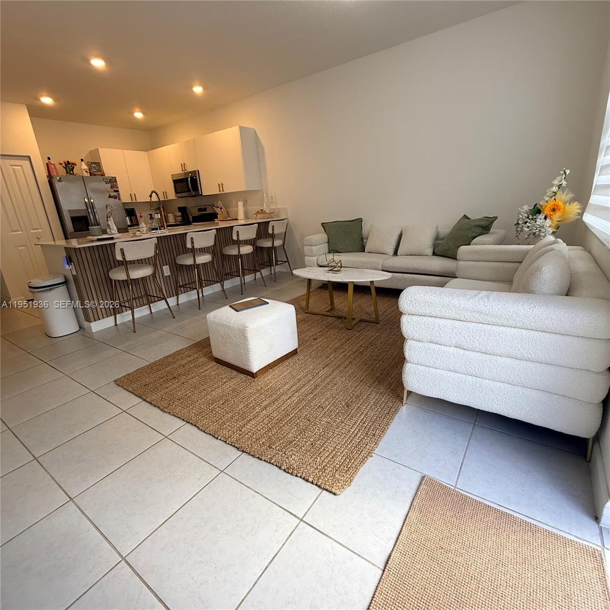 CEDAR POINTE - Residential