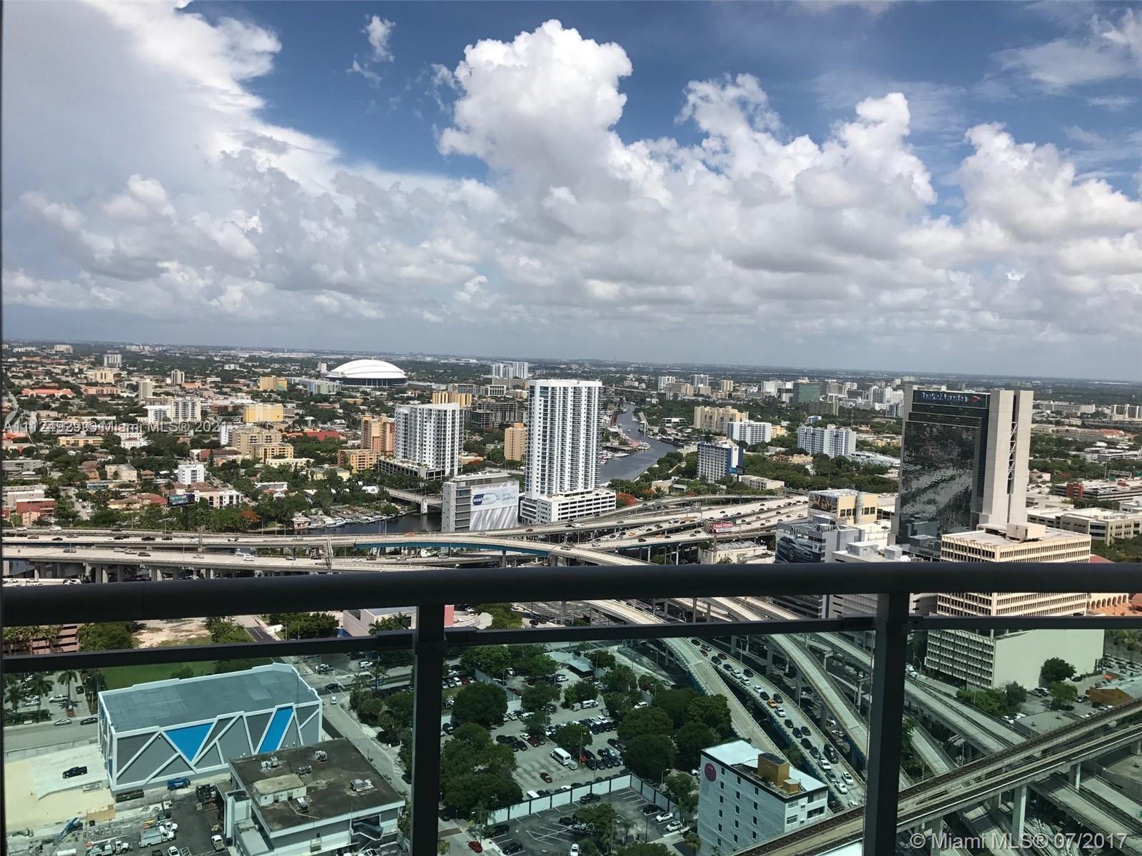WIND CONDO - Residential Lease