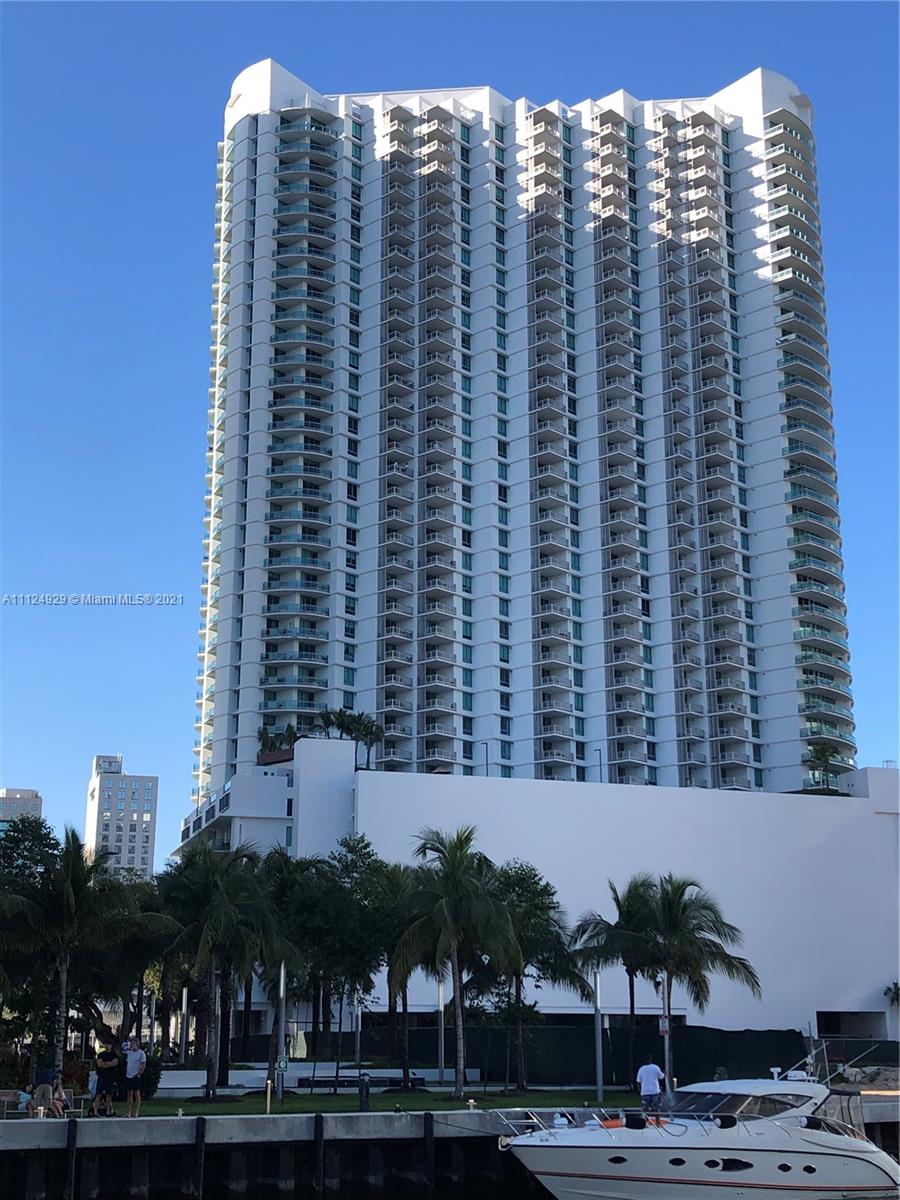 WIND CONDO - Residential Lease