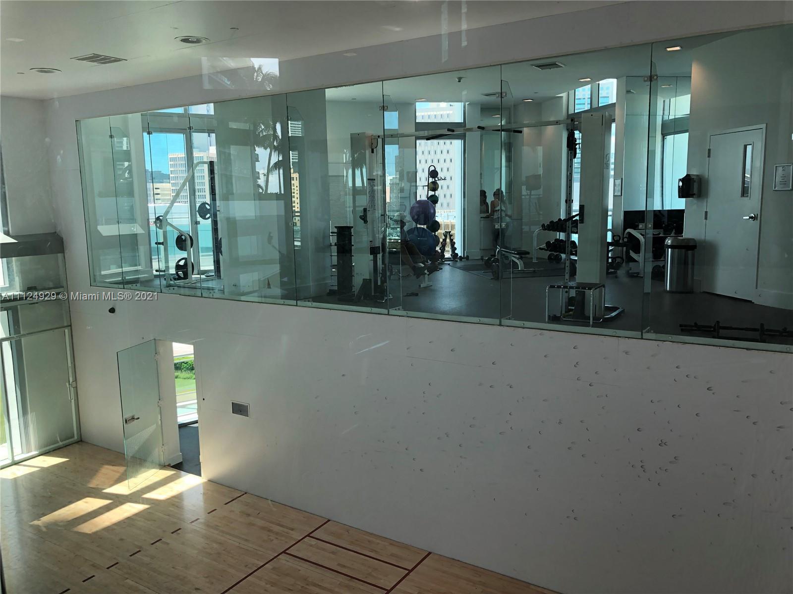 WIND CONDO - Residential Lease