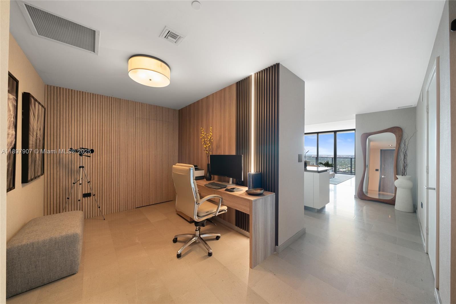RISE CONDO - Residential