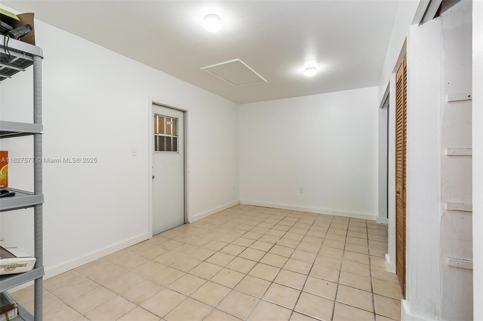NORTH LAUDERDALE VILLAGE - Residential Lease