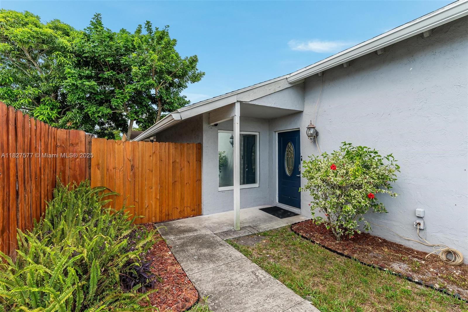 NORTH LAUDERDALE VILLAGE - Residential Lease