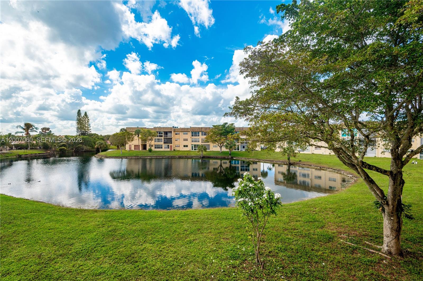 SUNRISE LAKES 42 CONDO - Residential