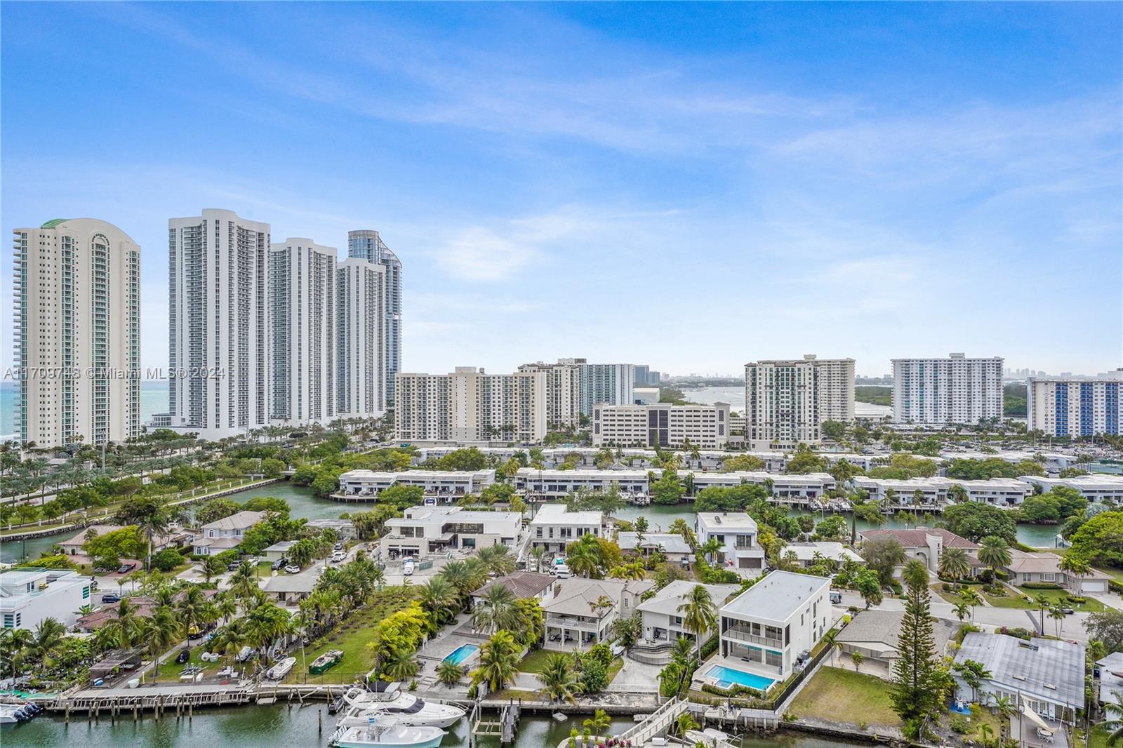 OCEANIA V CONDO - Residential