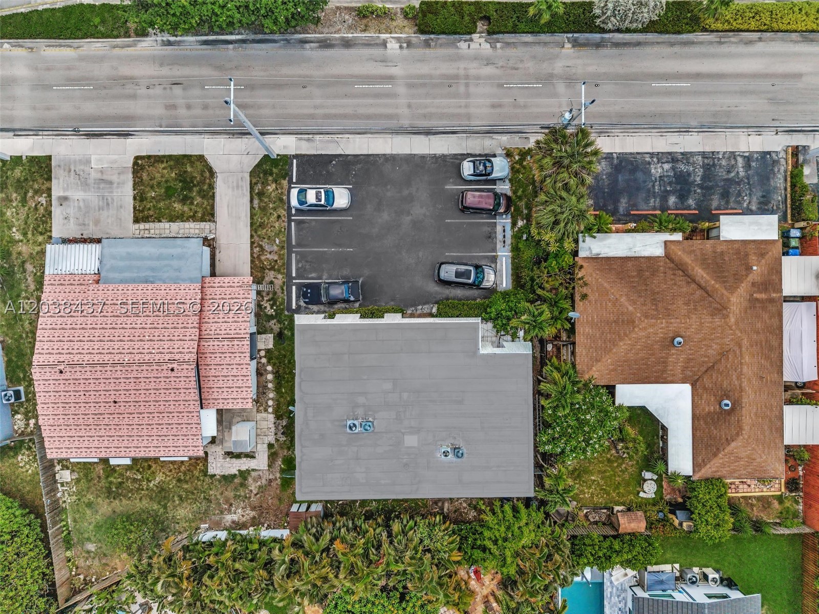 CORAL POINT - Residential Lease