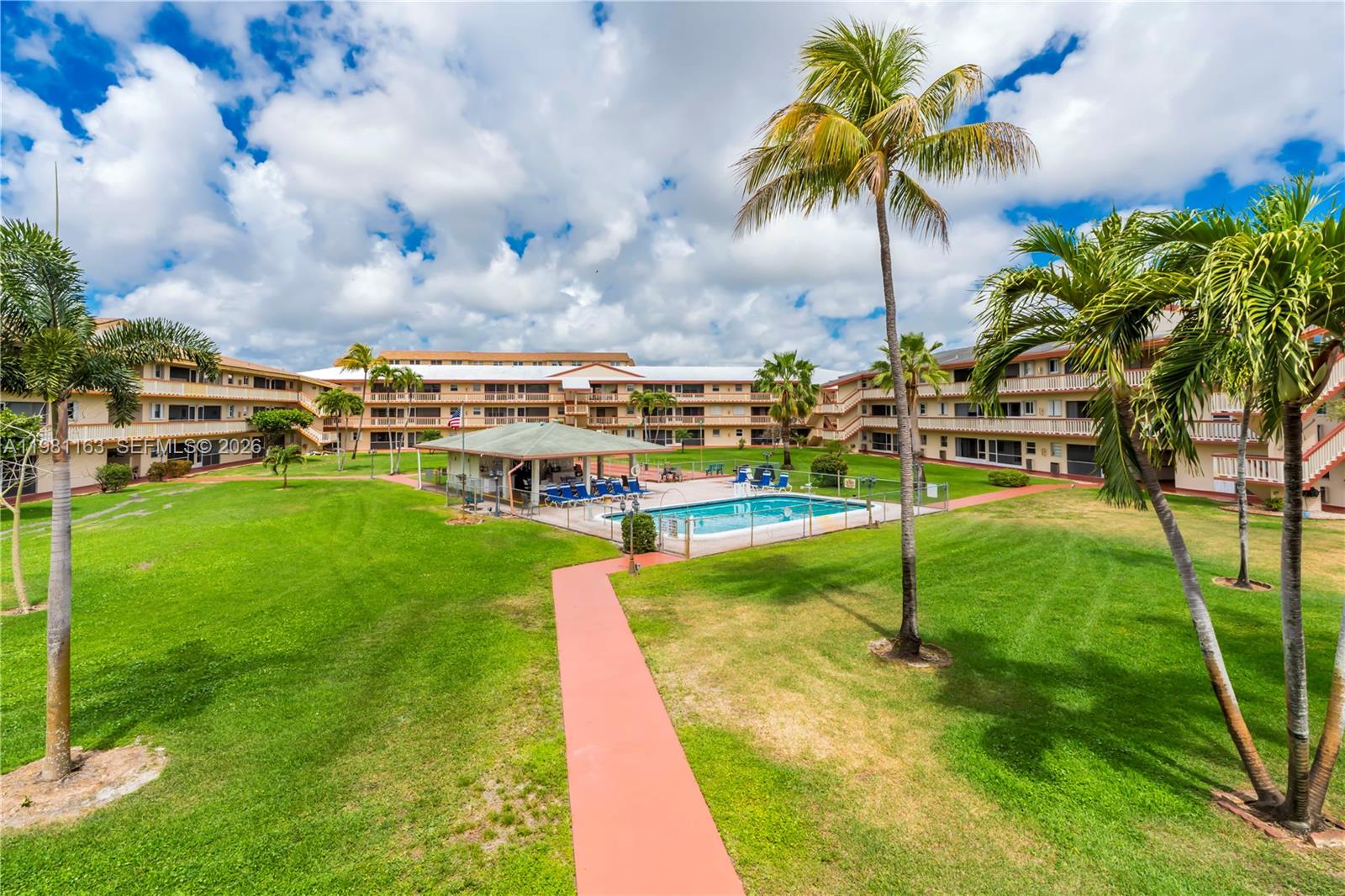 BEVERLY HILLS CONDO NUMBE - Residential