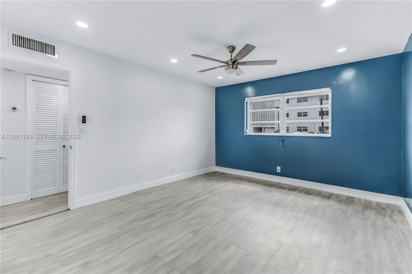 BEVERLY HILLS CONDO NUMBE - Residential