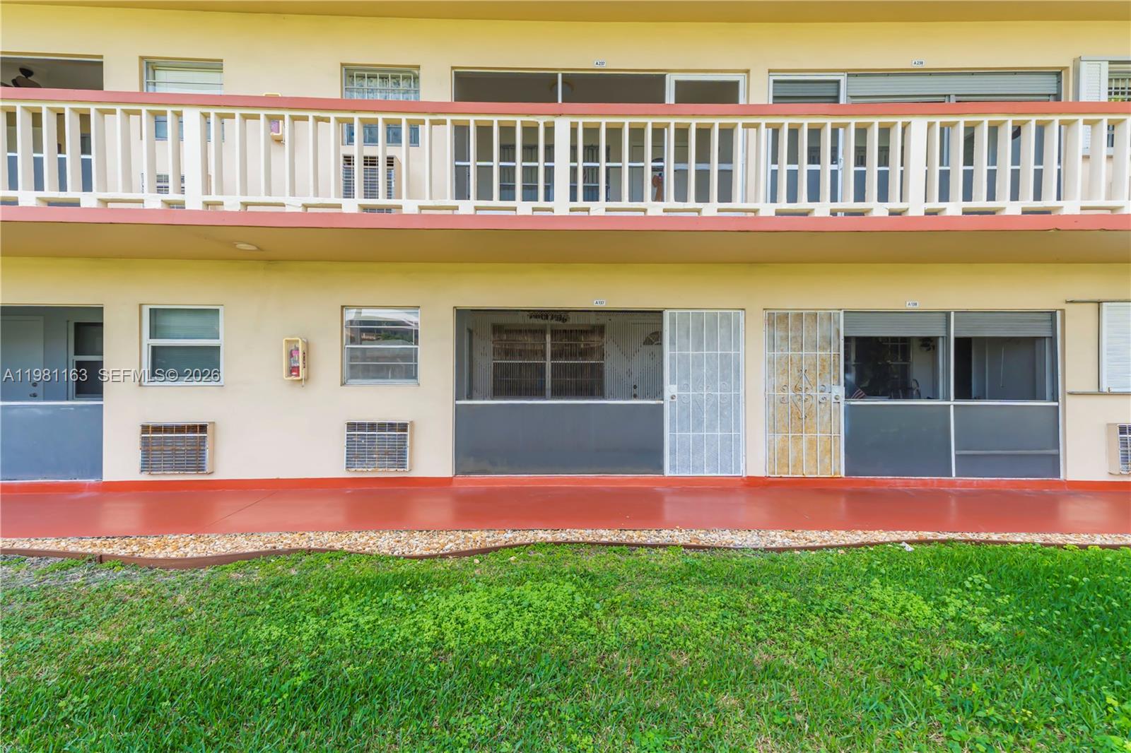BEVERLY HILLS CONDO NUMBE - Residential