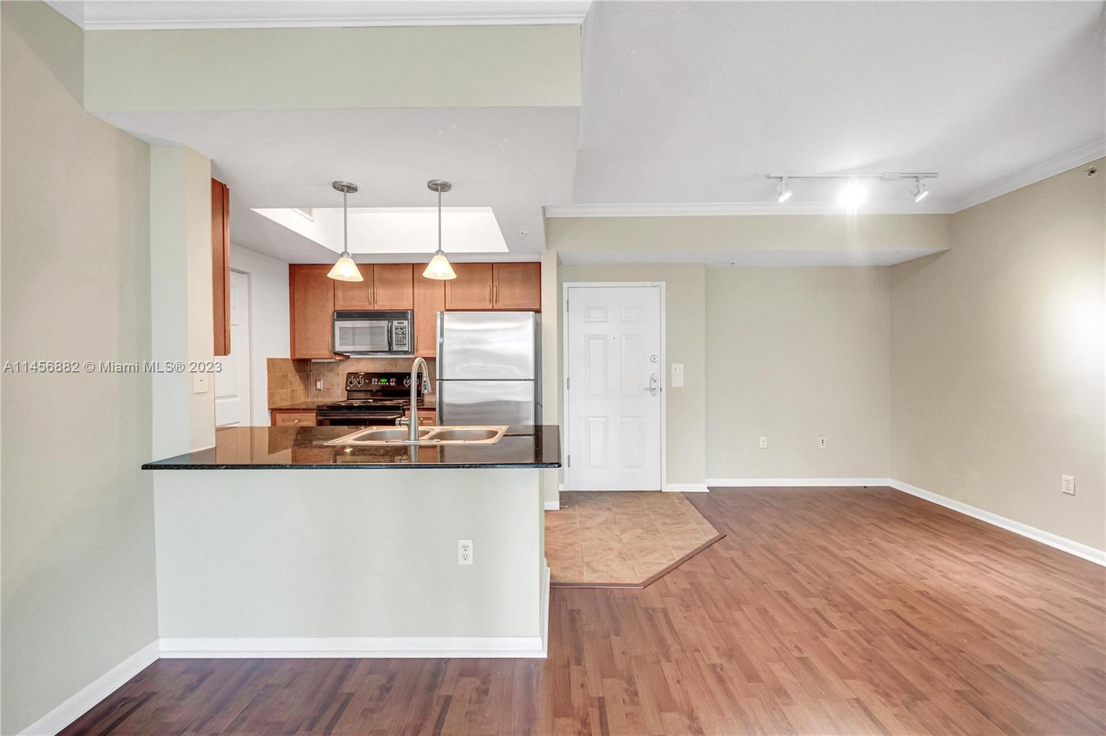 CITE CONDO - Residential Lease