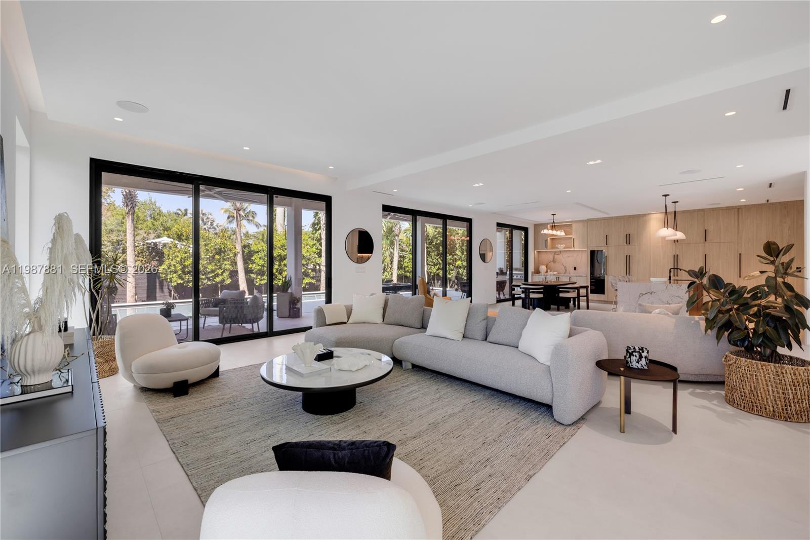 BELLE MEADE OF MIA SEC 1 - Residential