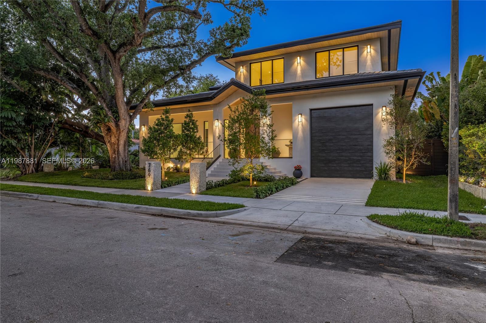 BELLE MEADE OF MIA SEC 1 - Residential