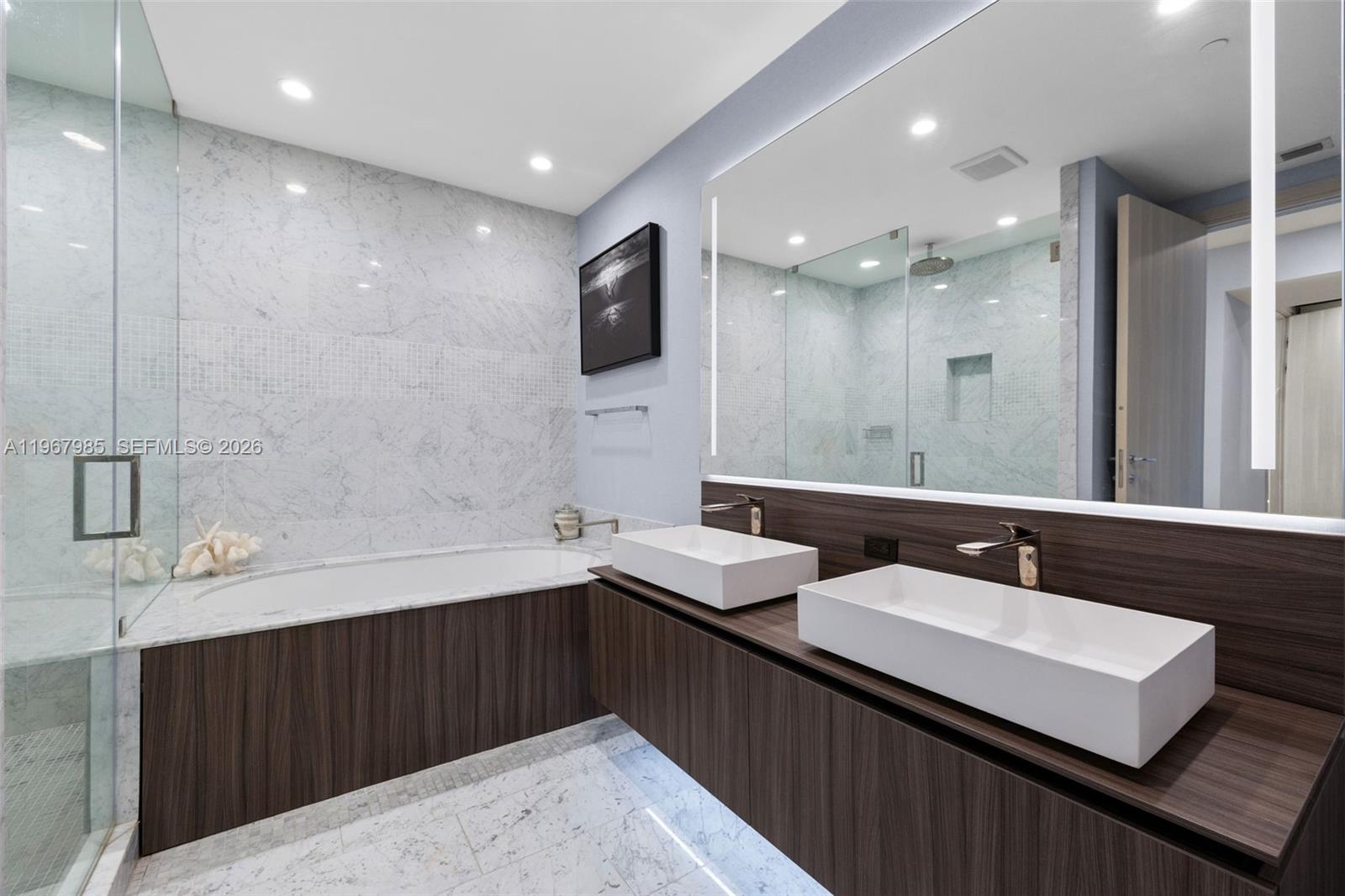 BRICKELL FLATIRON CONDO - Residential