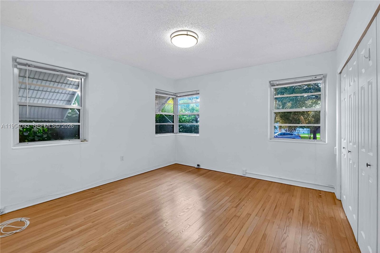 SILVER BLUFF EST SEC C - Residential Income