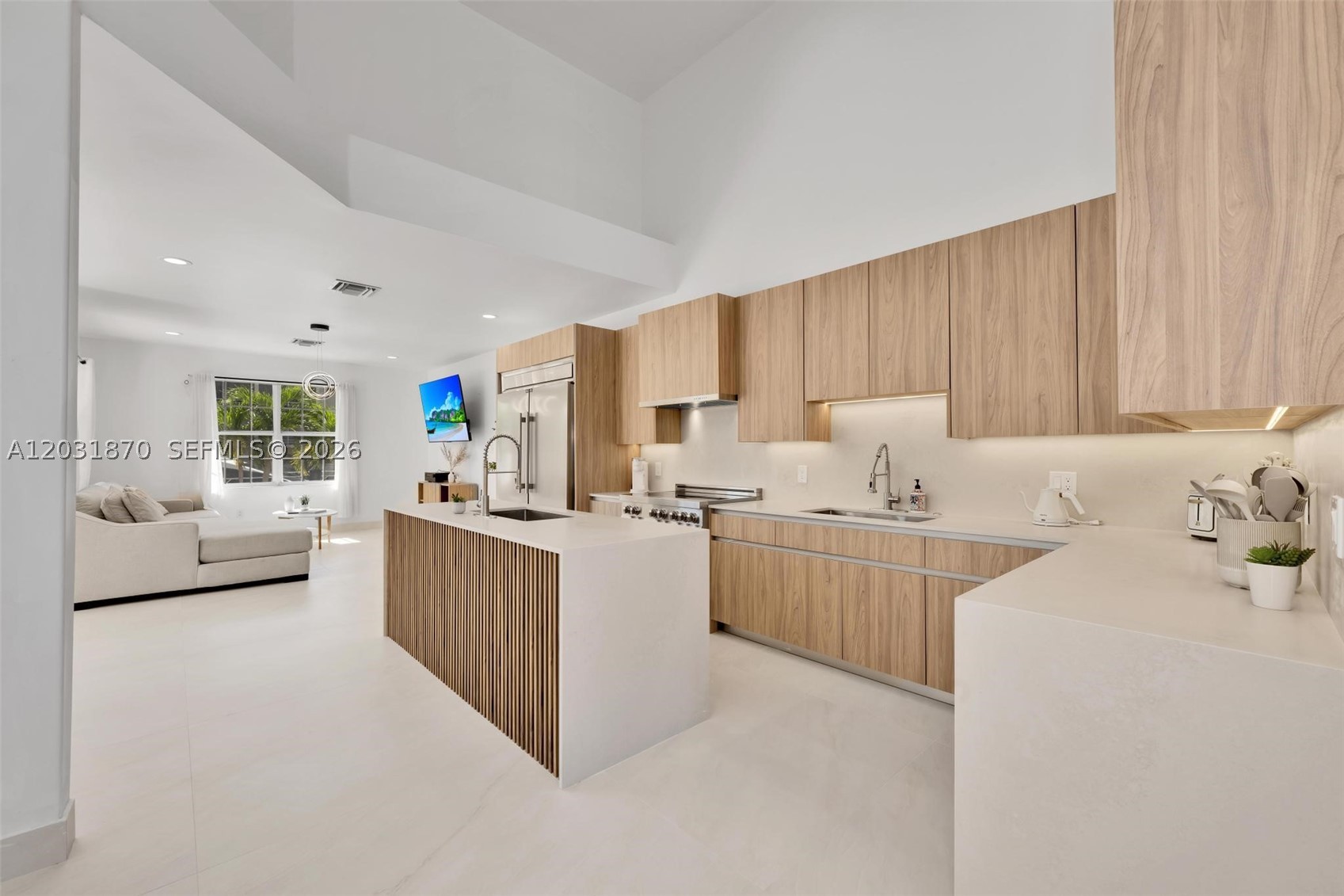 EASTERN SHORES - Residential