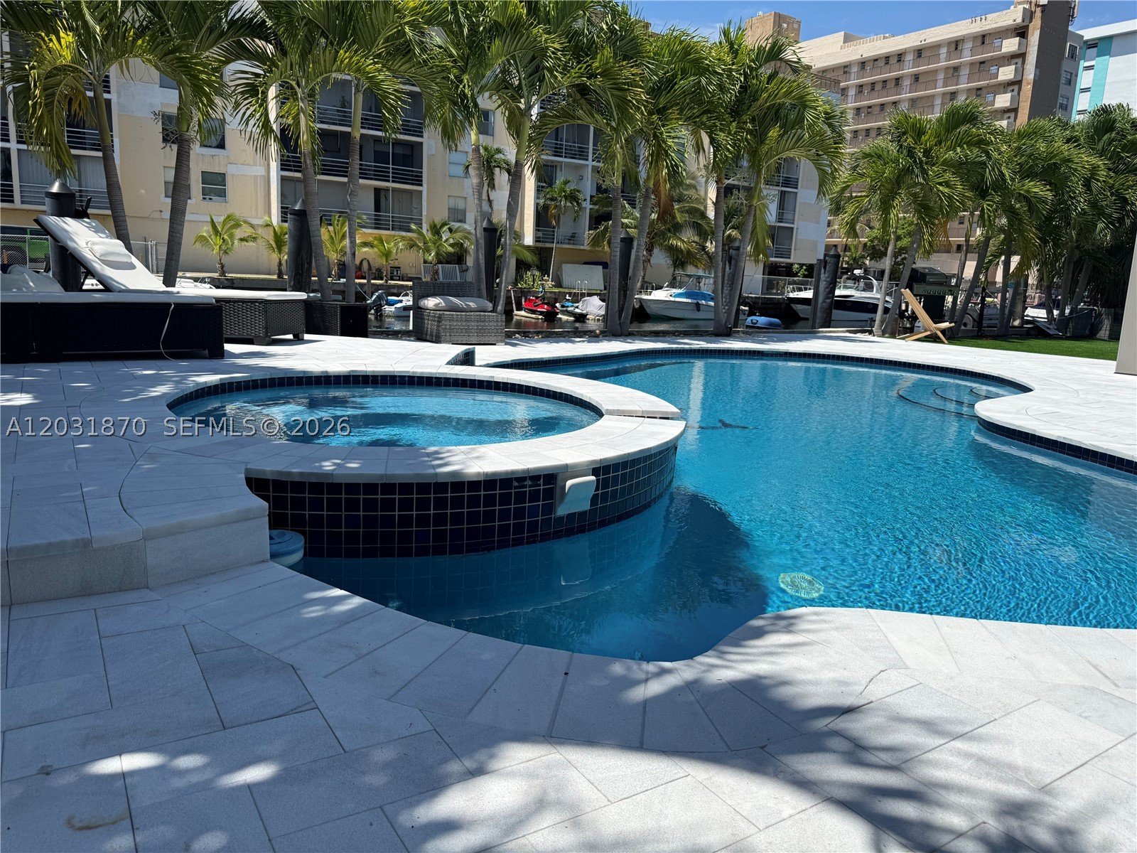 EASTERN SHORES - Residential