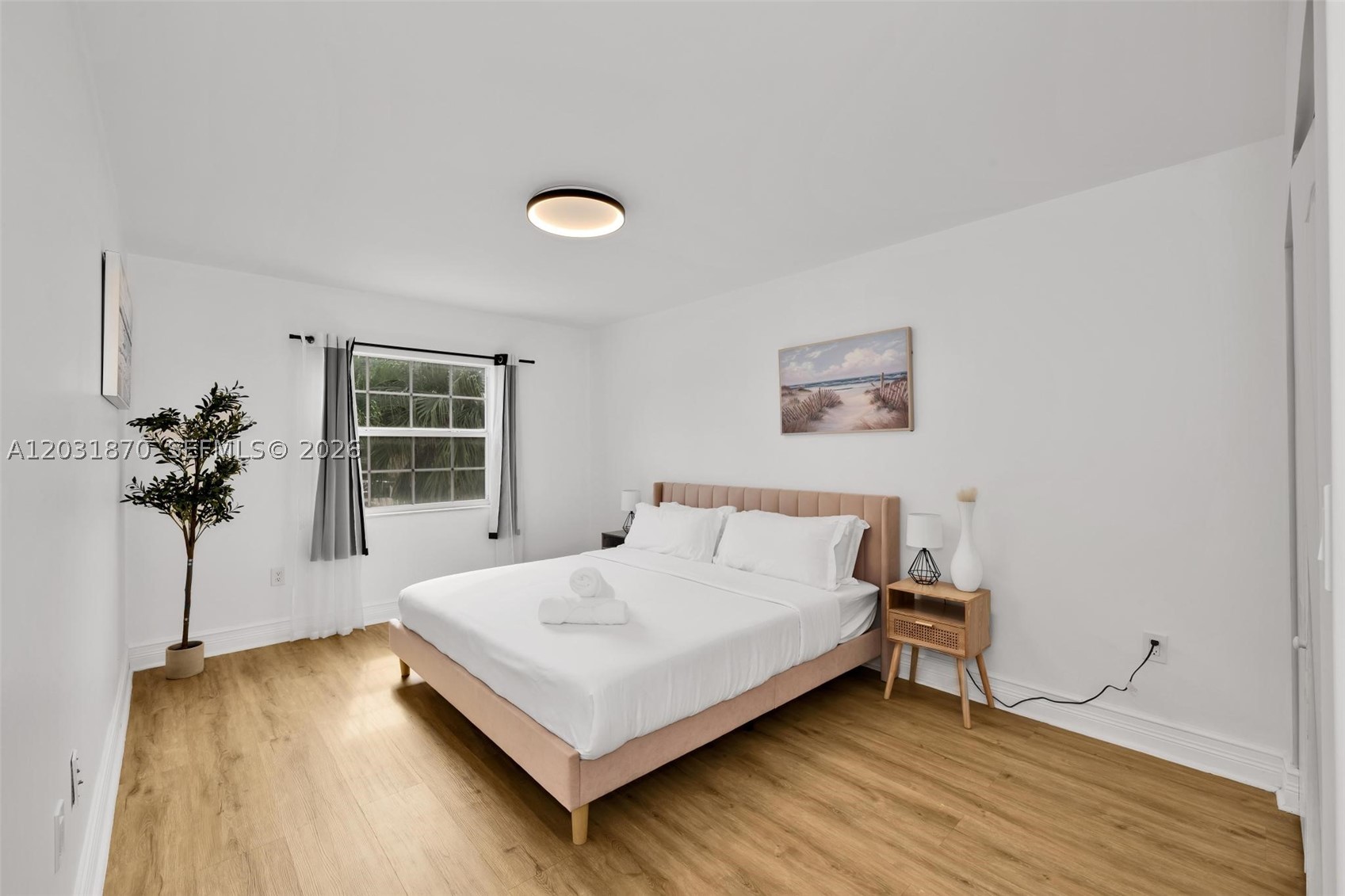 EASTERN SHORES - Residential