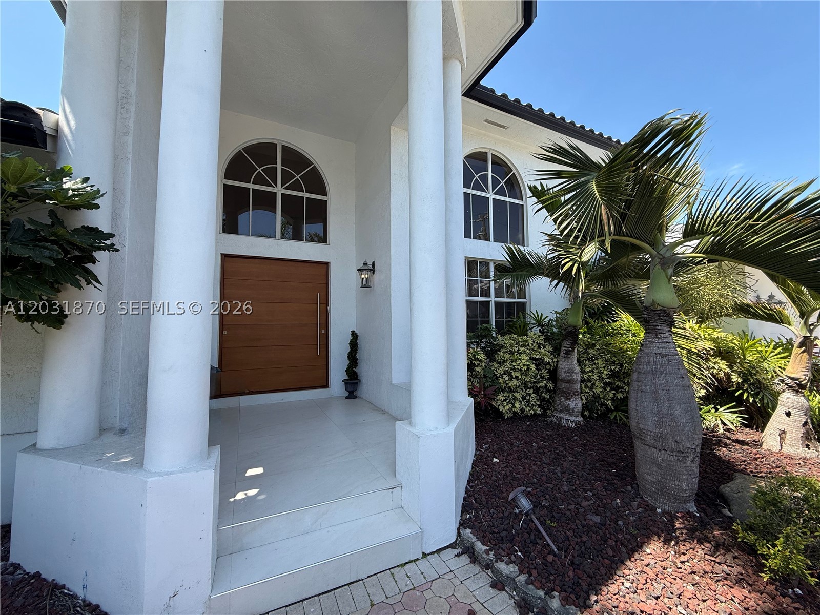 EASTERN SHORES - Residential