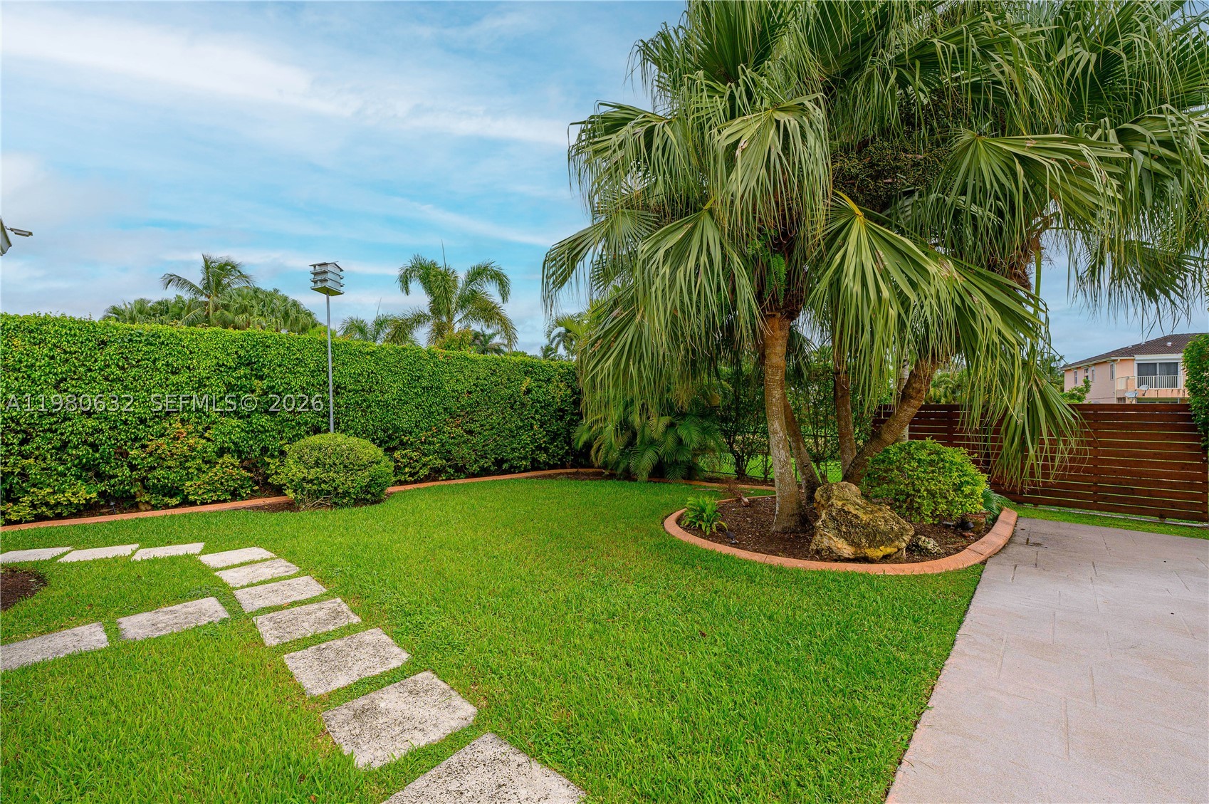 FLAMINGO GARDENS ESTATES - Residential