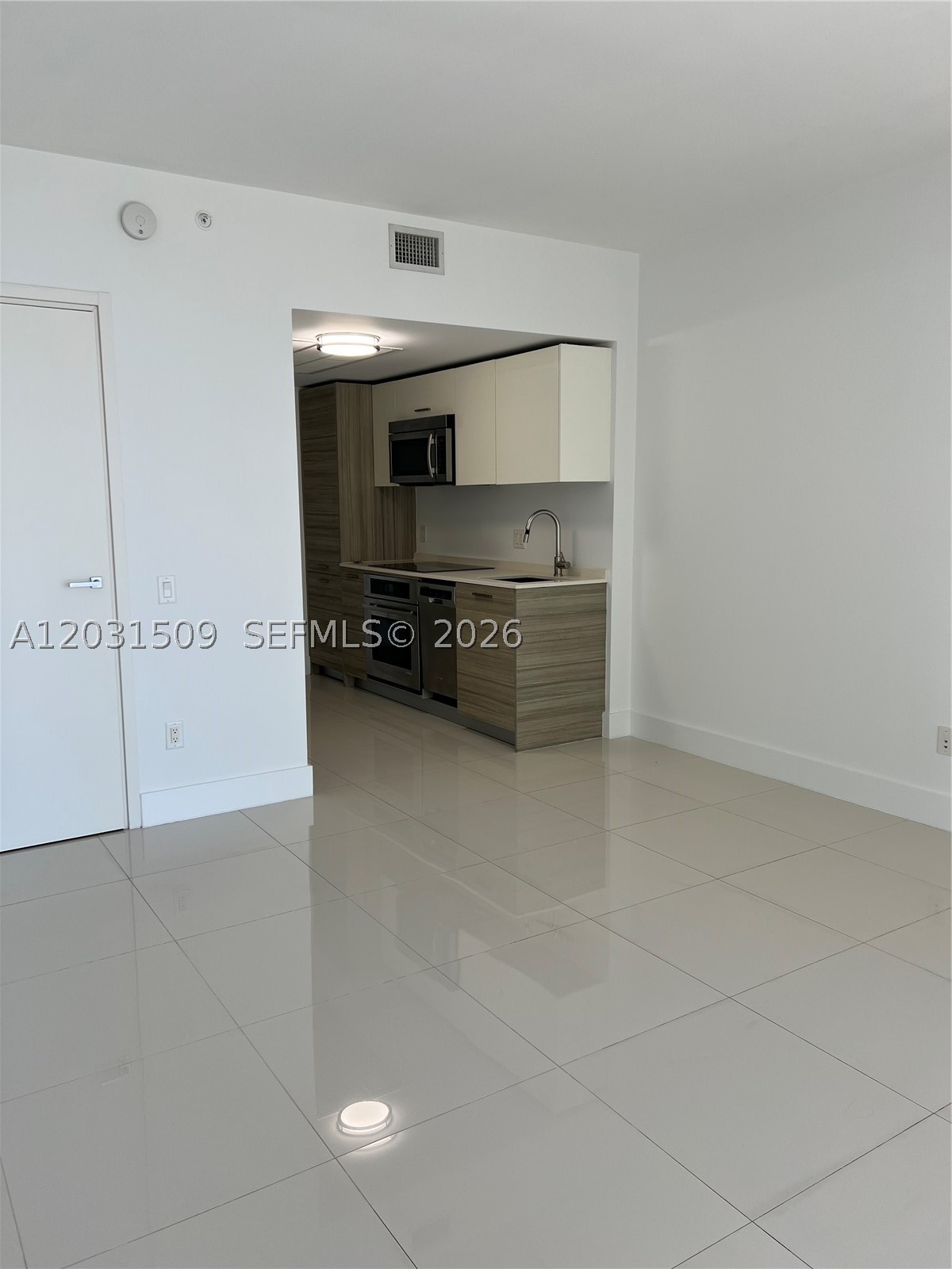 BRICKELLHOUSE CONDO - Residential Lease