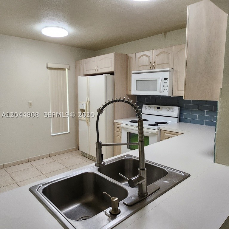 GREEN HILLS PARK WEST NO - Residential