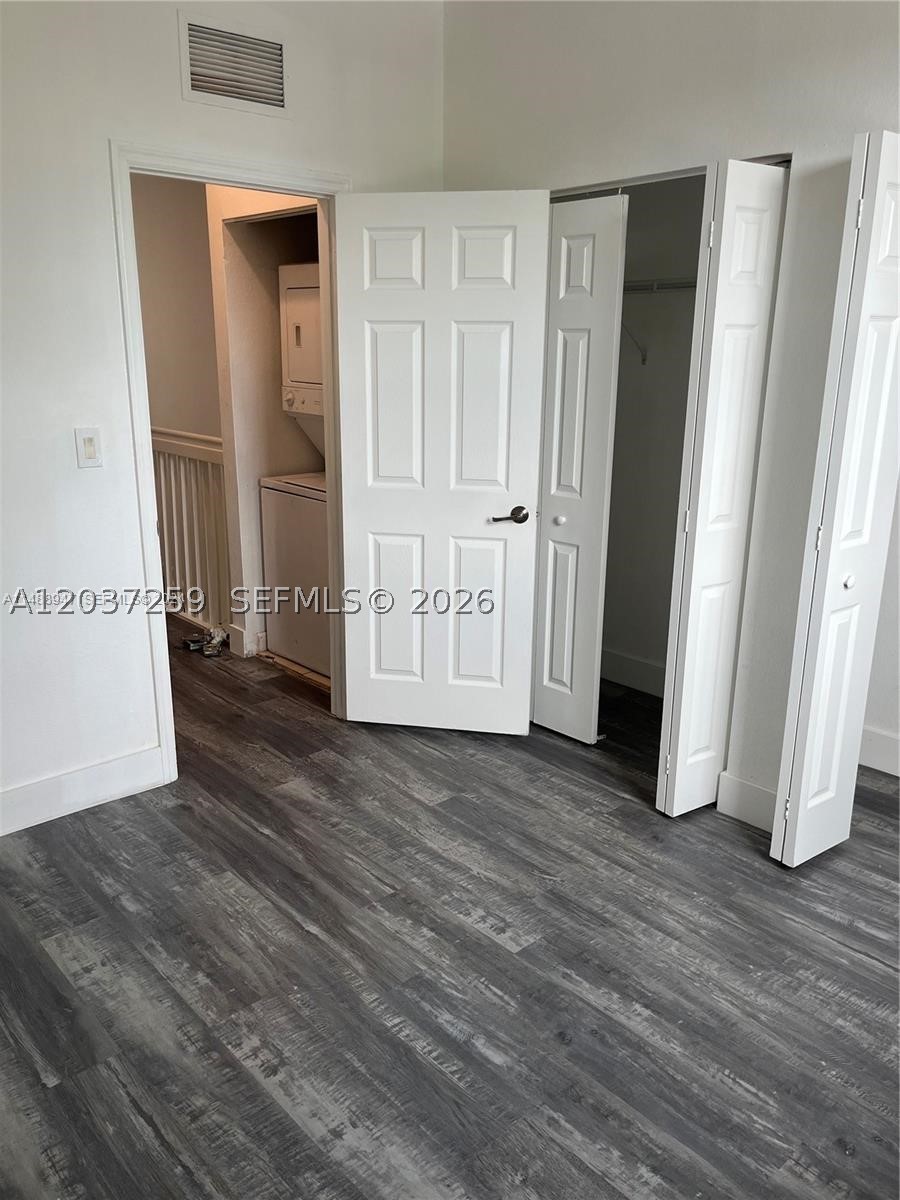 COCO PALM ESTATES - Residential Lease