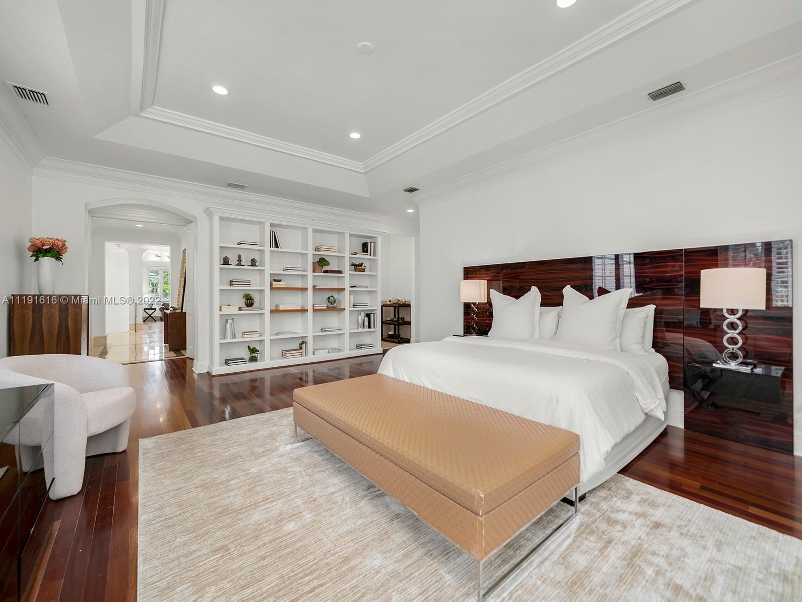 CUTLER OAKS ESTATES - Residential