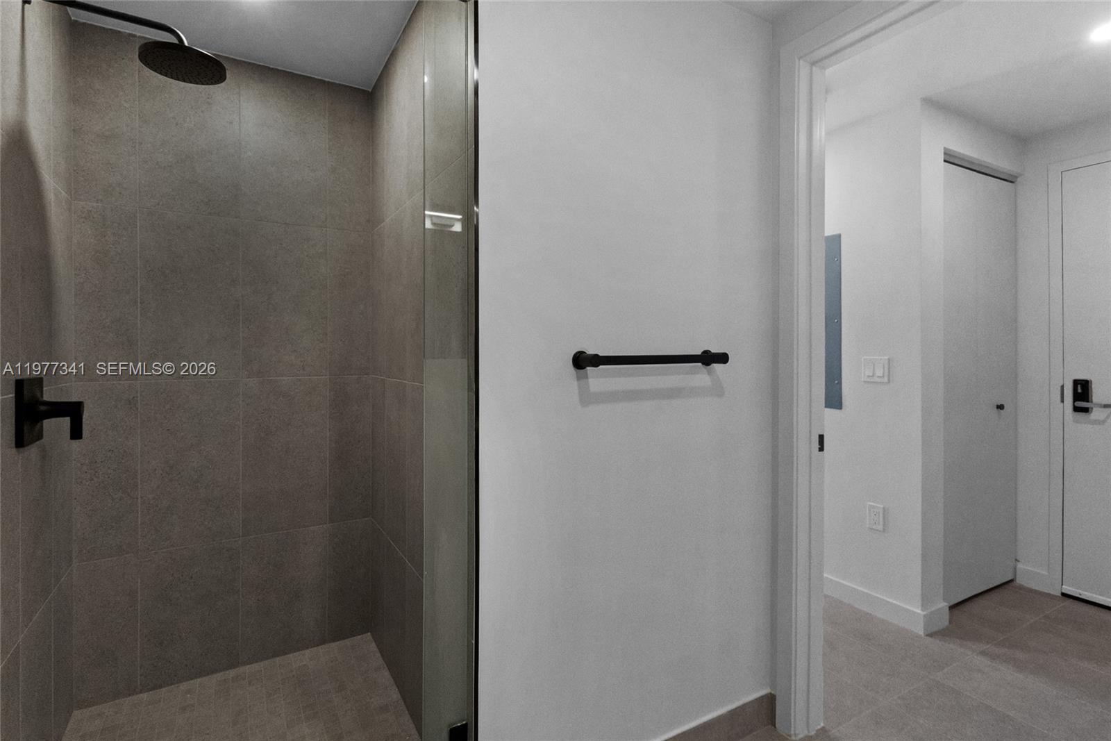 501 First Residence - Residential
