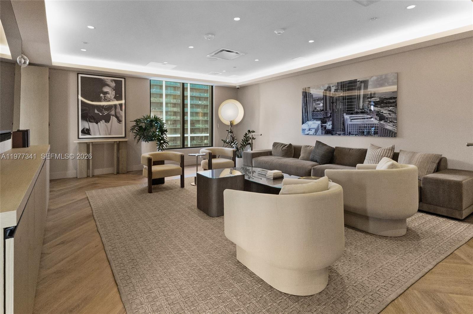 501 First Residence - Residential