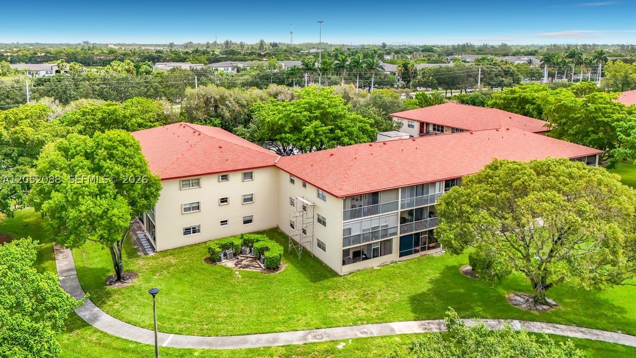 NEW HAMPTON AT CENTURY VI - Residential
