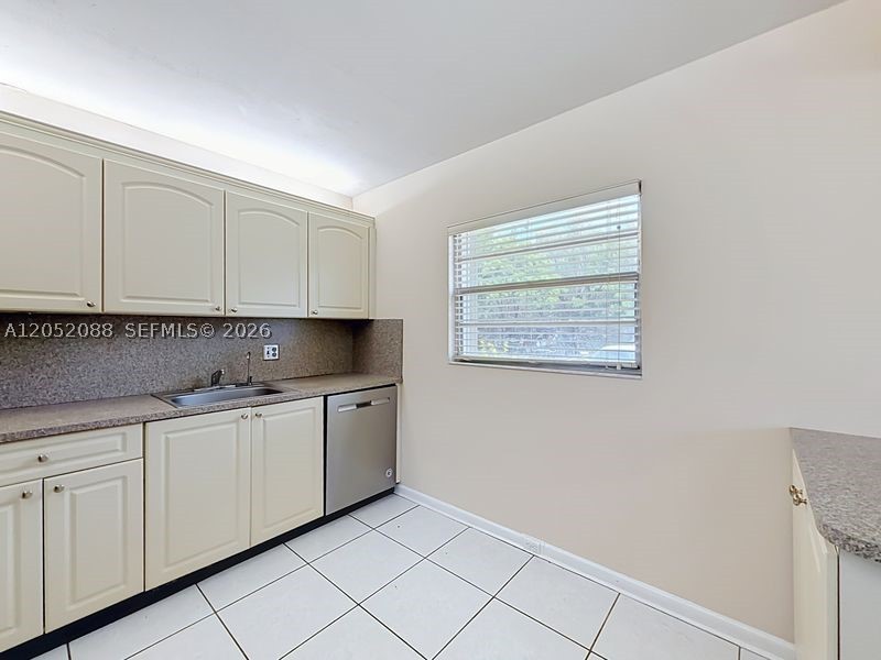 NEW HAMPTON AT CENTURY VI - Residential