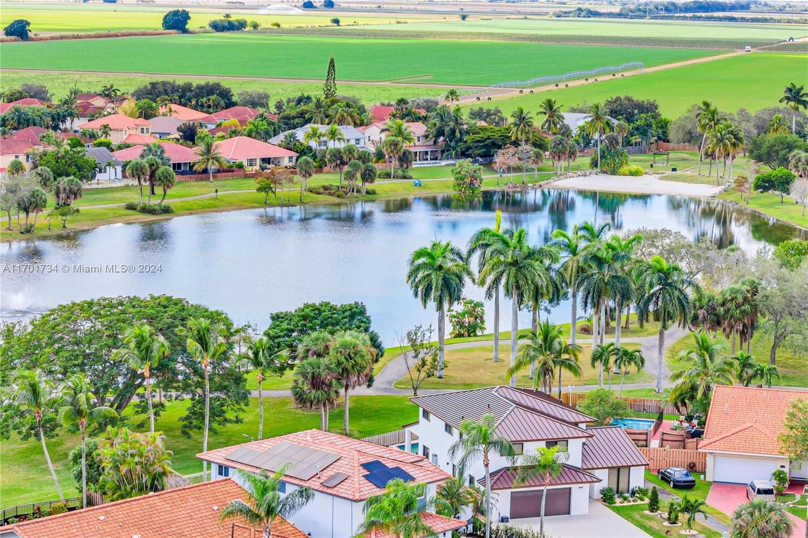 OAKWOOD AT THE HAMMOCKS - Residential Lease