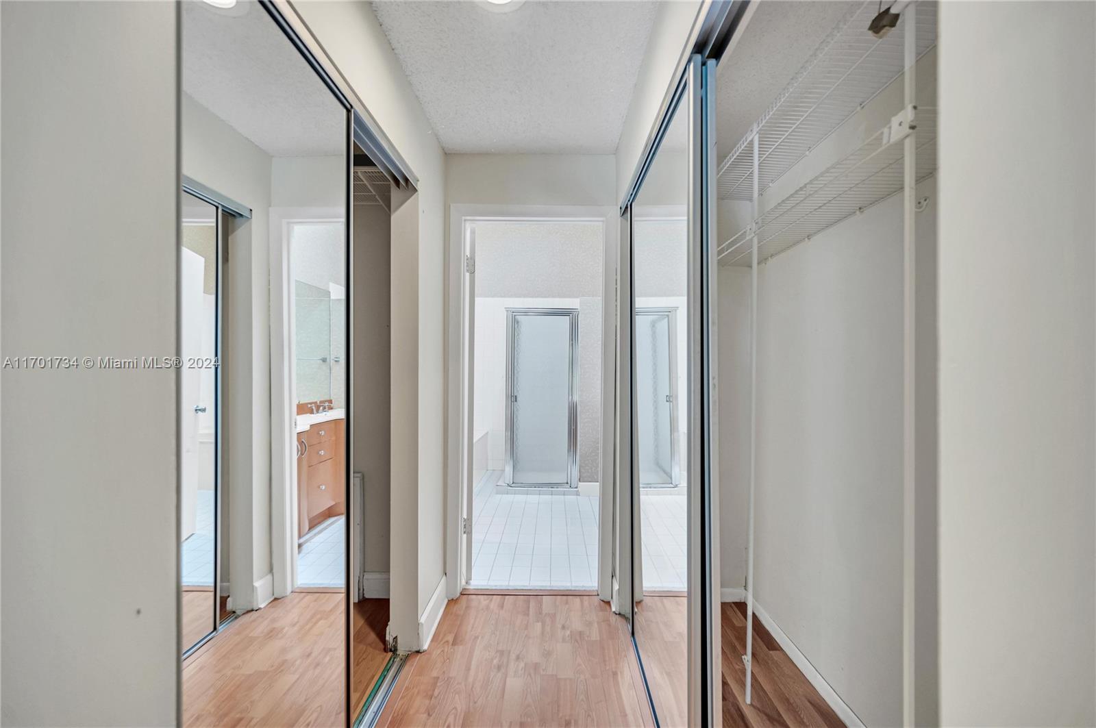 OAKWOOD AT THE HAMMOCKS - Residential Lease