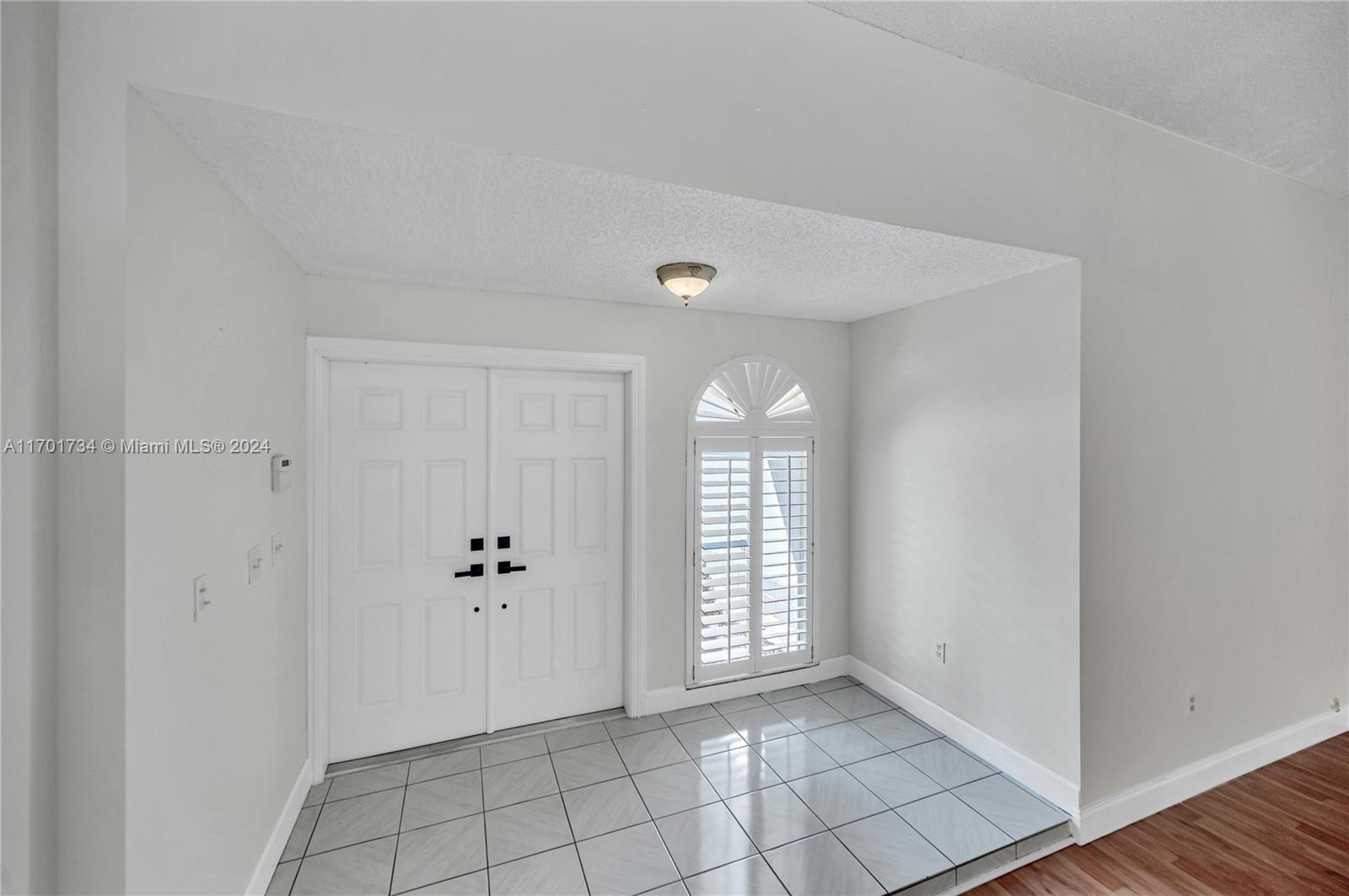 OAKWOOD AT THE HAMMOCKS - Residential Lease