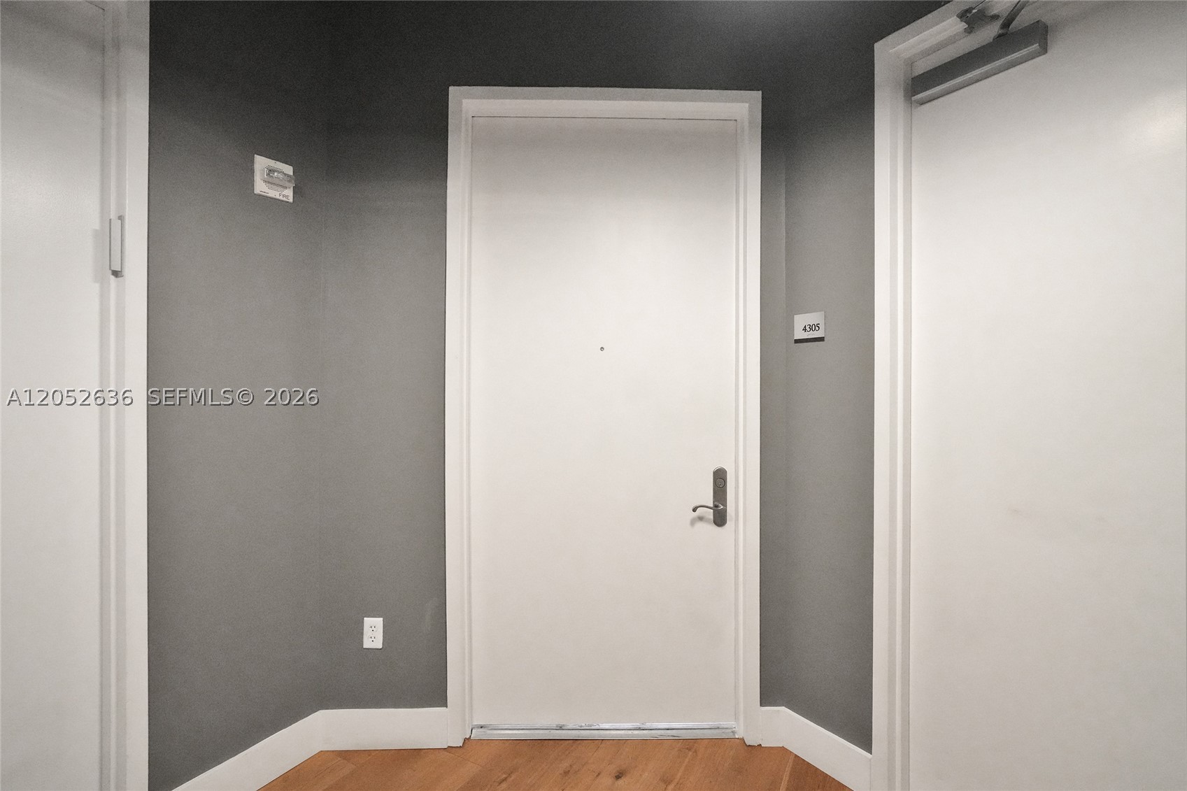 TDR TOWER I CONDO - Residential Lease