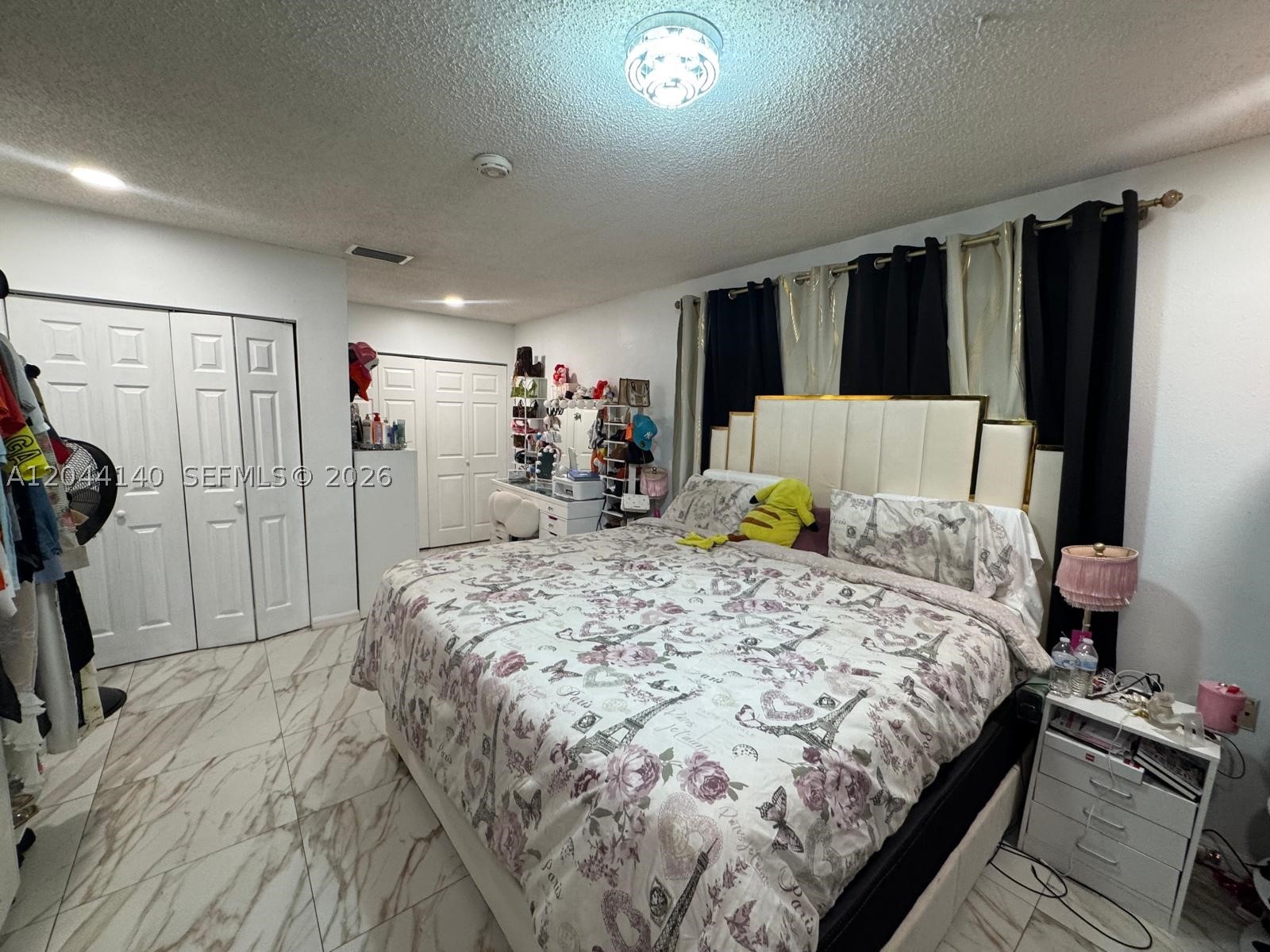 HOLLYWOOD BEACH GARDENS - Residential