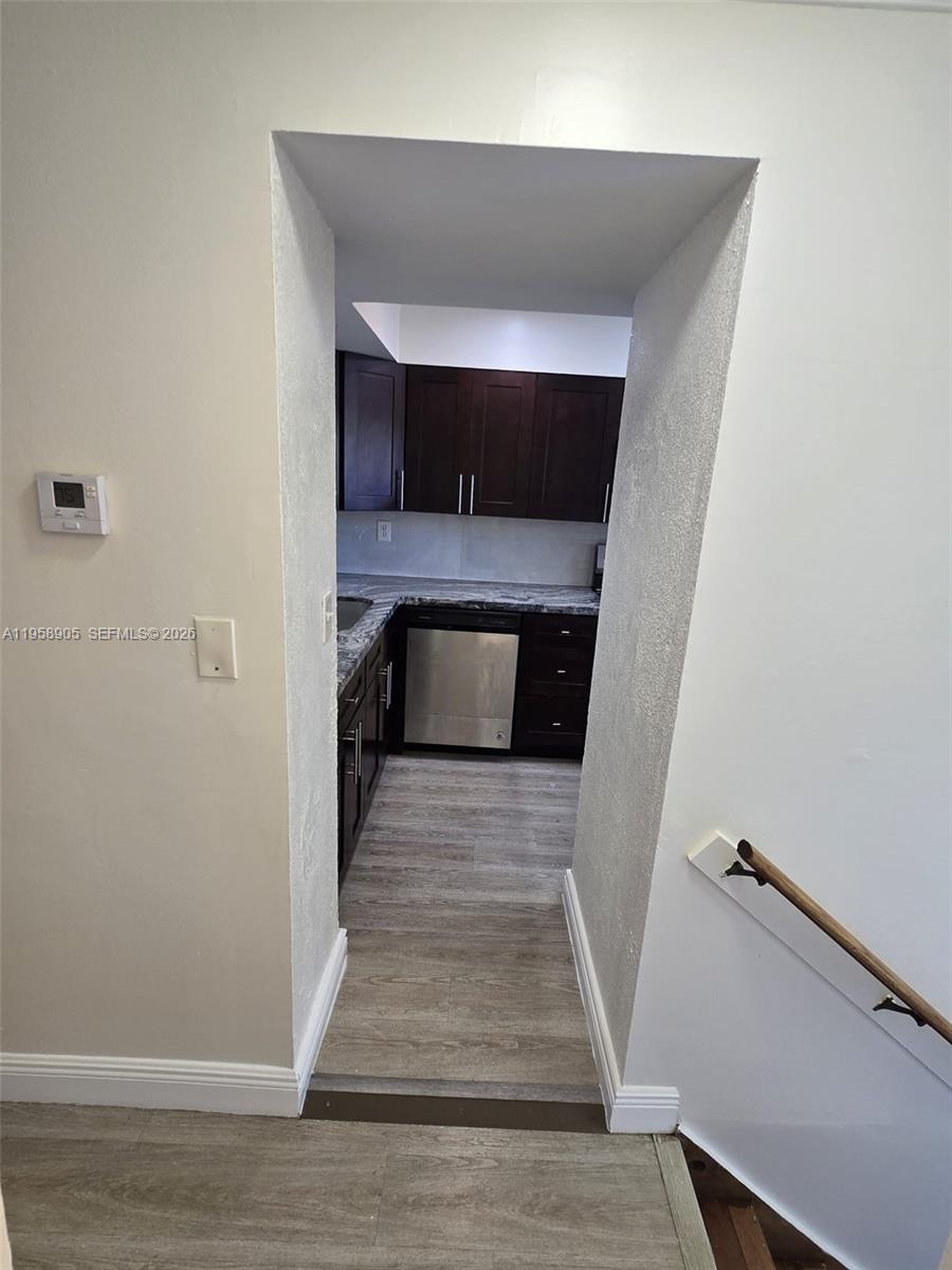 DEL RIO VILLAGE NORTH - Residential
