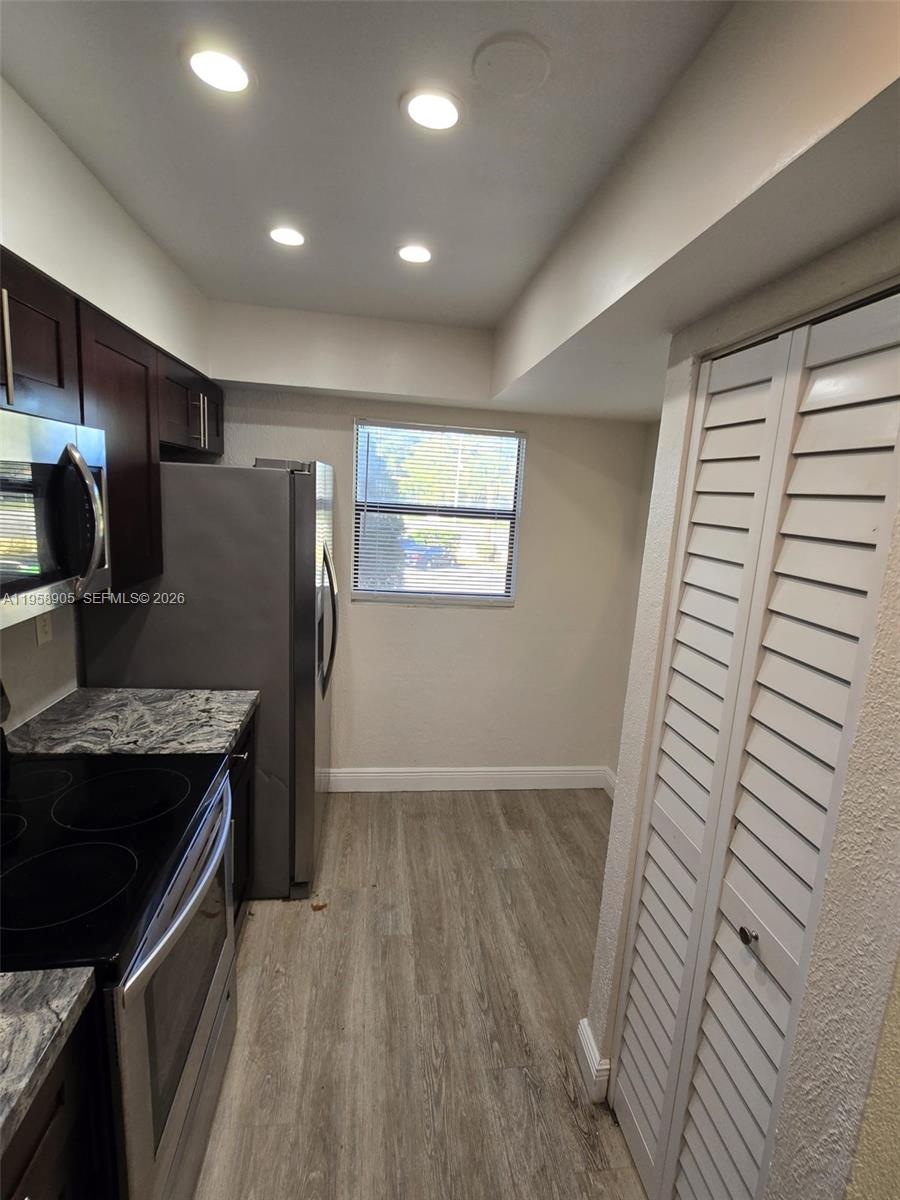 DEL RIO VILLAGE NORTH - Residential