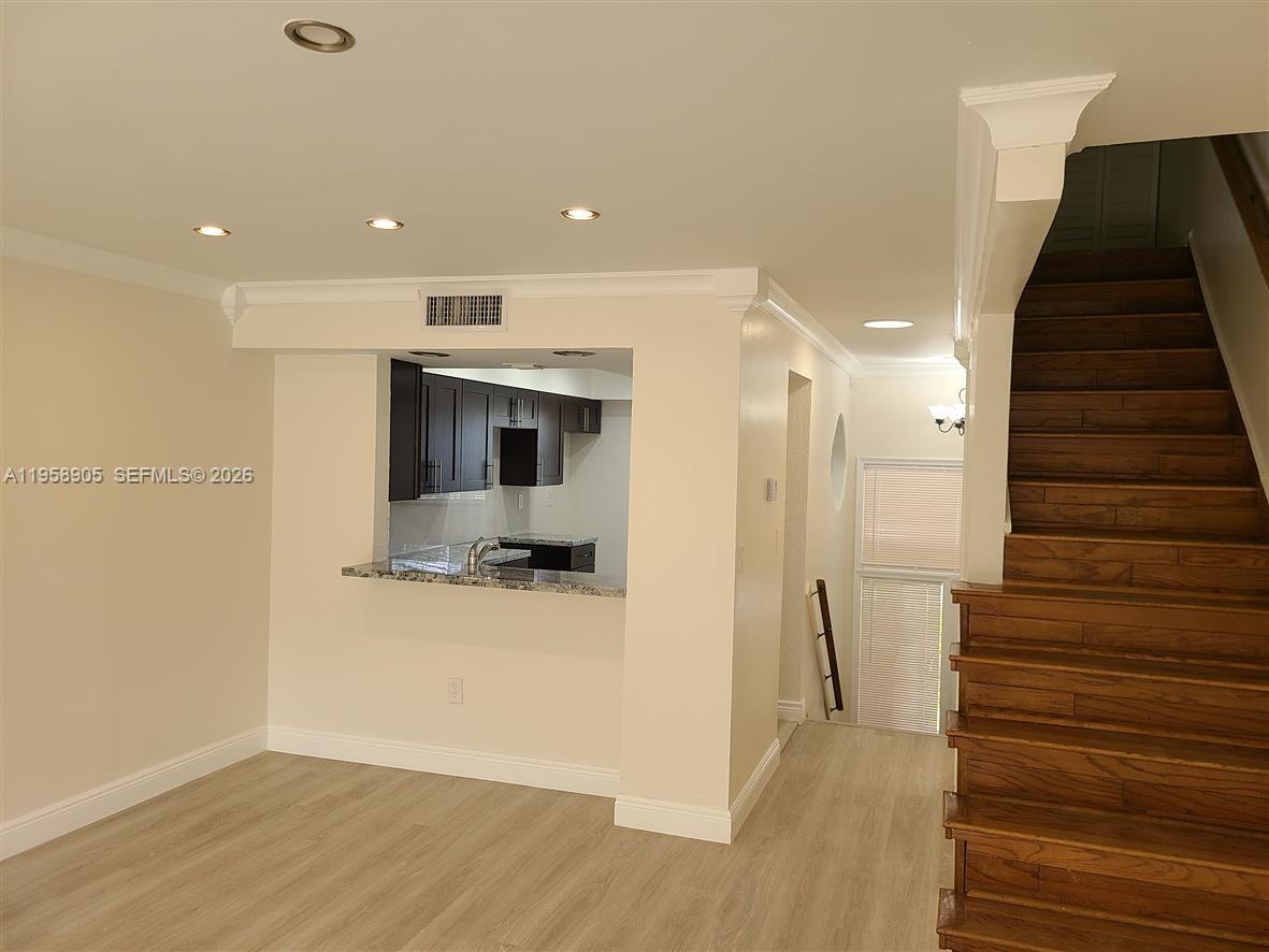 DEL RIO VILLAGE NORTH - Residential