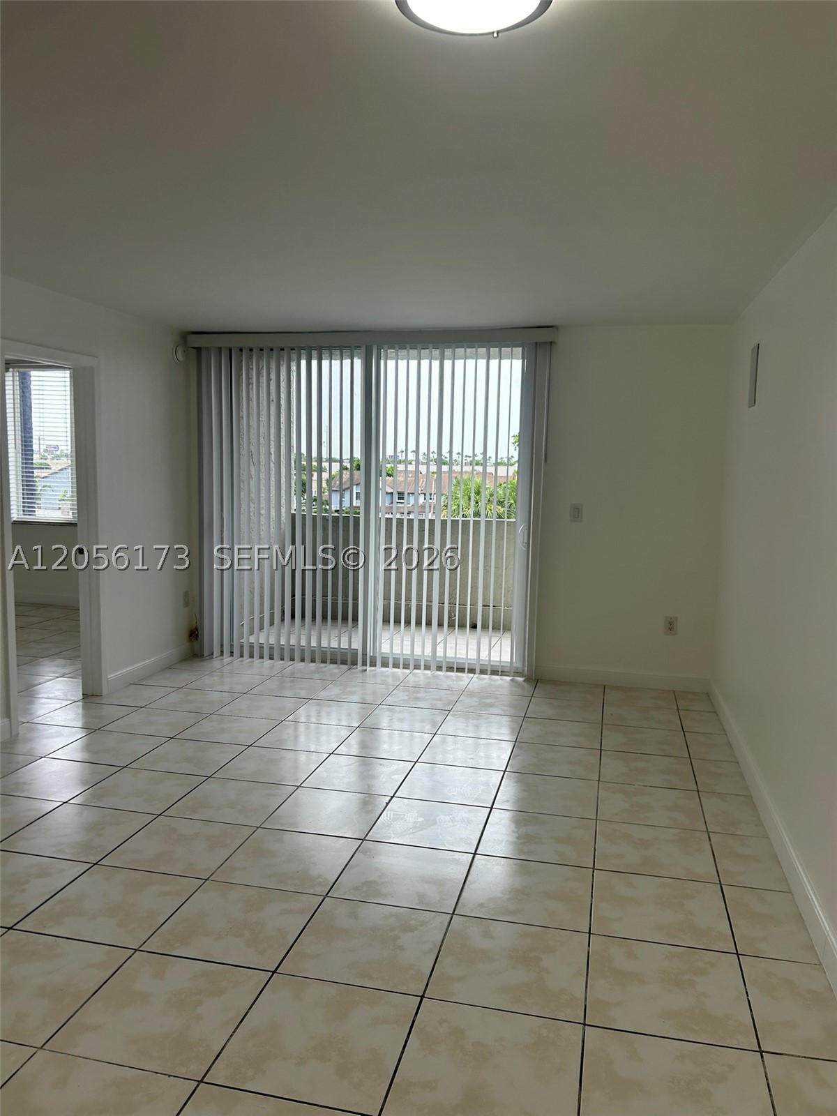 SAMARI LAKE EAST CONDO - Residential Lease