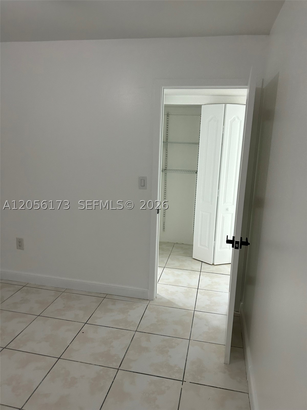 SAMARI LAKE EAST CONDO - Residential Lease